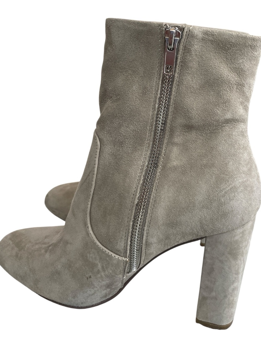 Steve Madden Editor Taupe Suede Block Heel Booties 7.5 NWOB Minimalist Boho